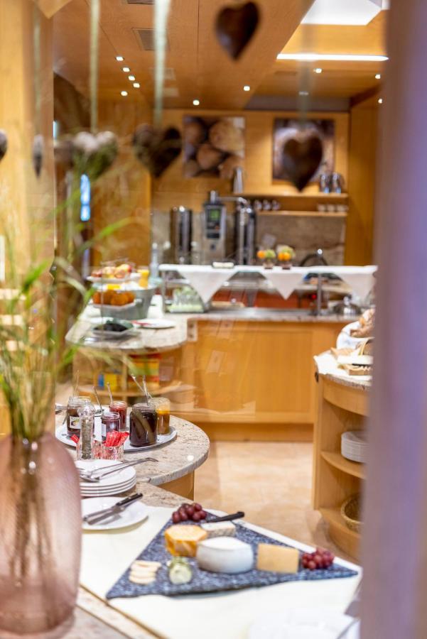 Hotel Walserberg Warth  Luaran gambar