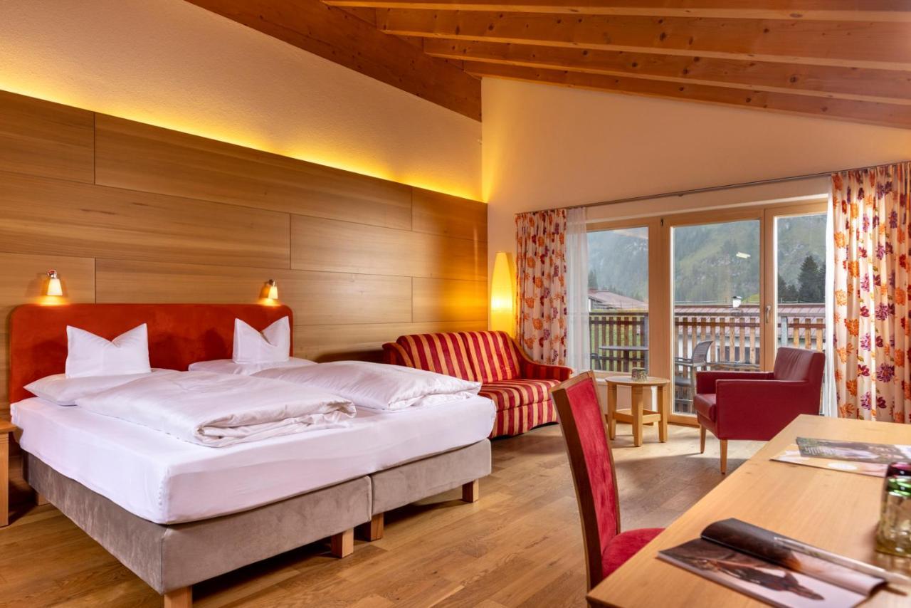 Hotel Walserberg Warth  Bilik gambar