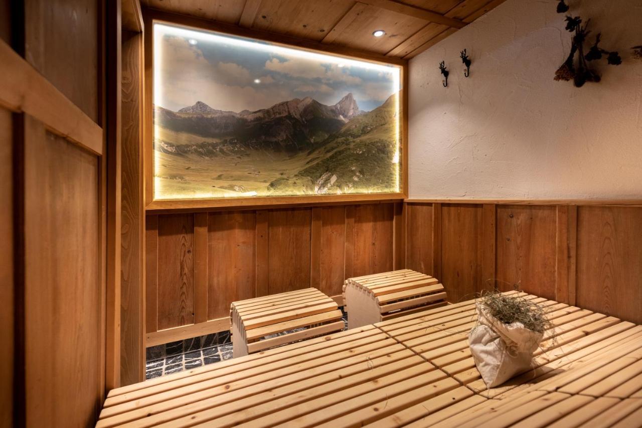 Hotel Walserberg Warth  Luaran gambar
