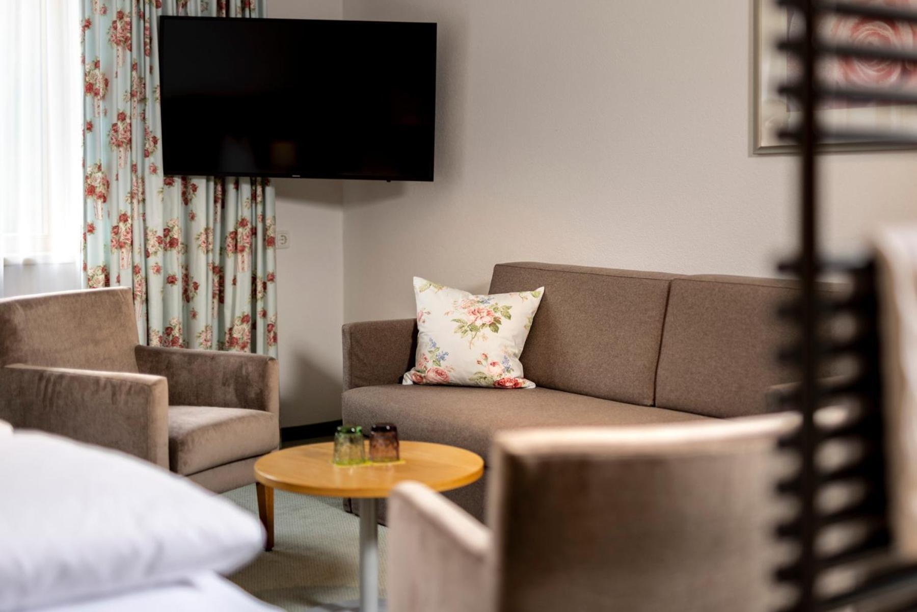 Hotel Walserberg Warth  Bilik gambar