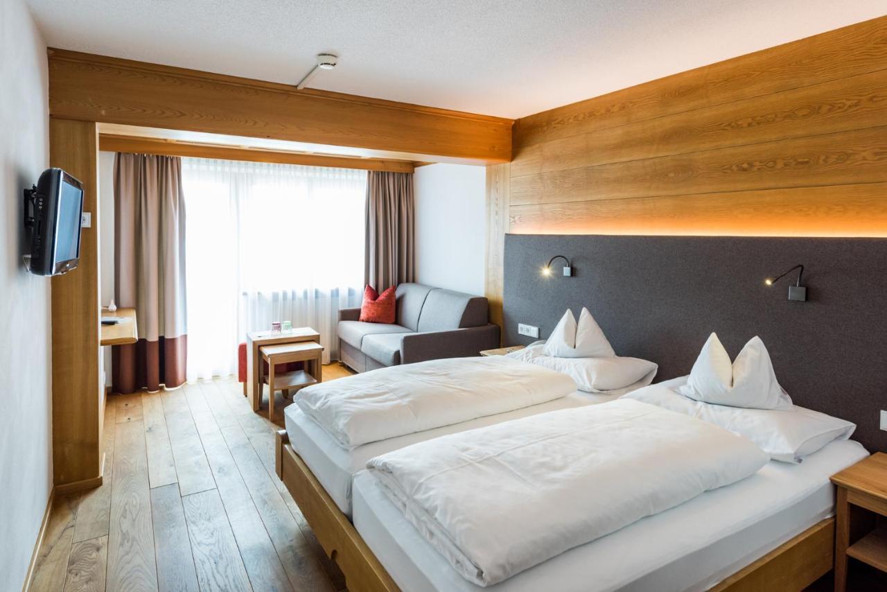 Hotel Walserberg Warth  Luaran gambar