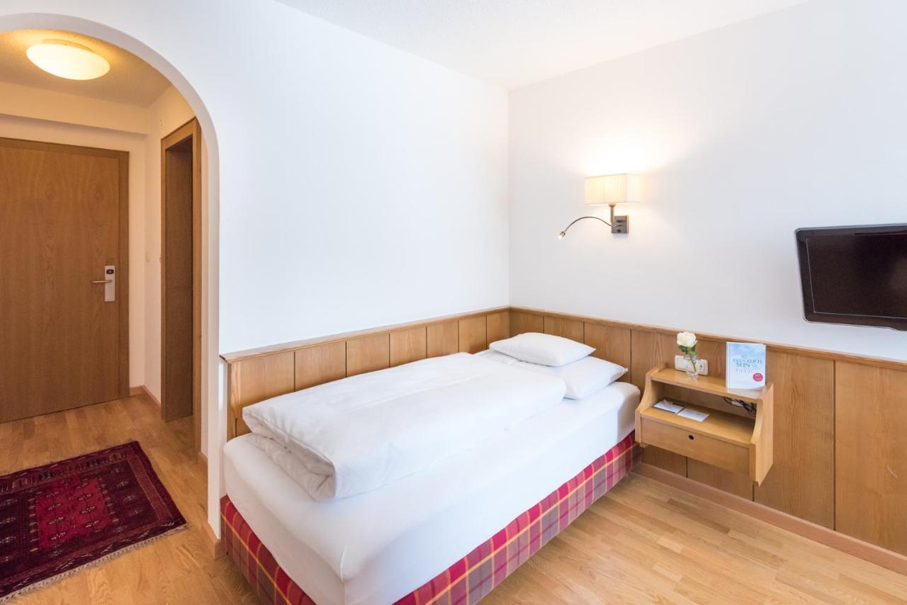 Hotel Walserberg Warth  Luaran gambar